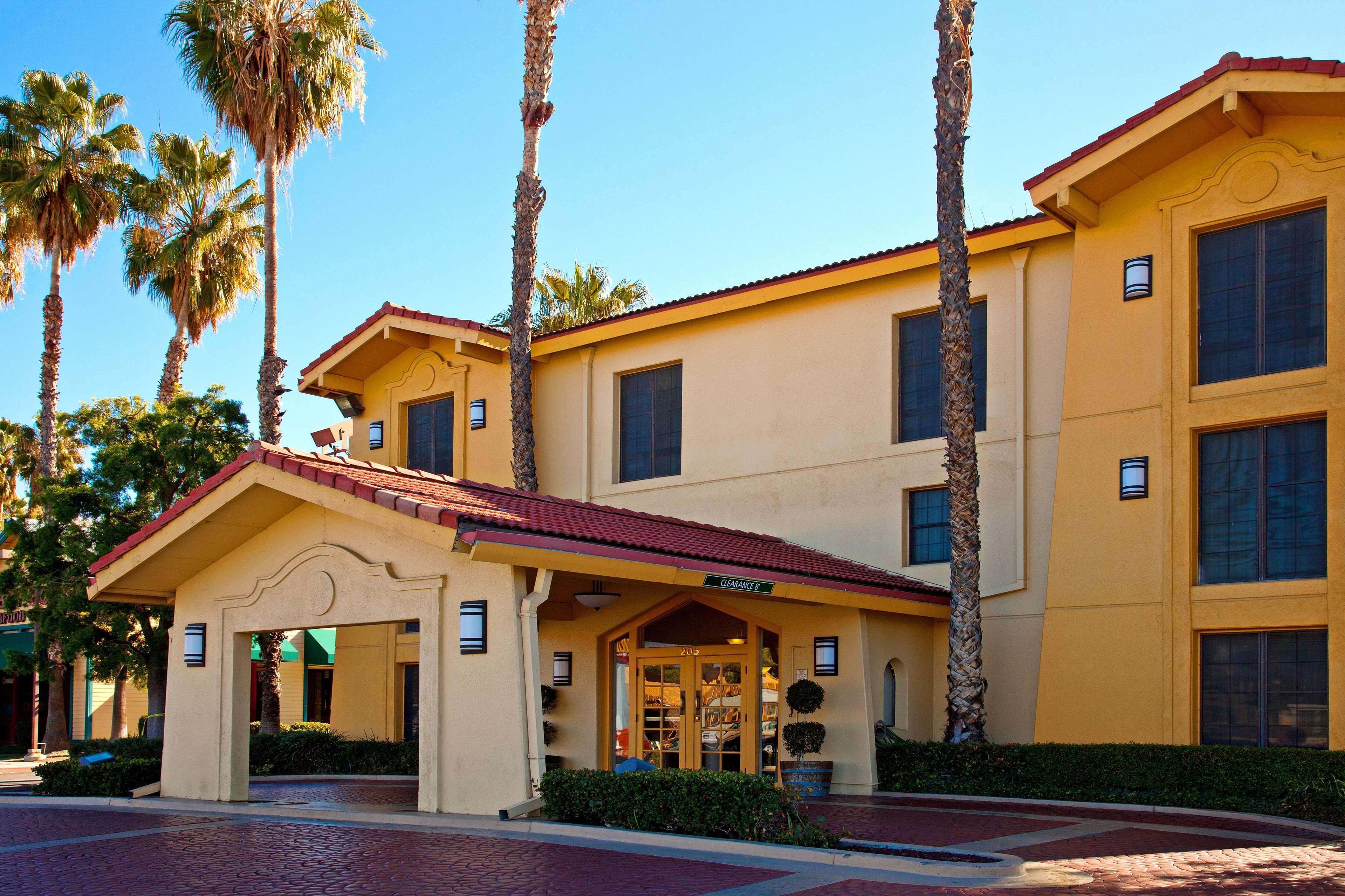 La Quinta Inn & Suites By Wyndham San Bernardino Exterior foto